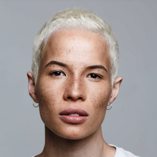 Quelle différence entre crème anti age et creme anti rides ?