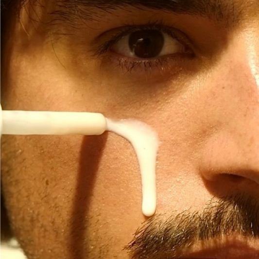Pourquoi et comment bien utiliser un sérum hydratant visage ?