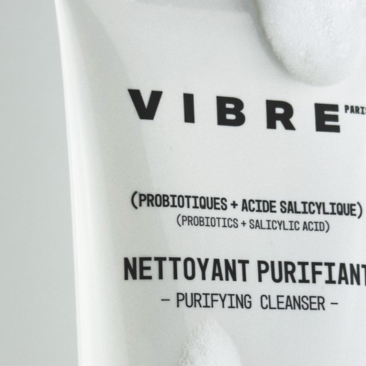 L'acide salicylique pour traiter points noirs, acné et imperfections